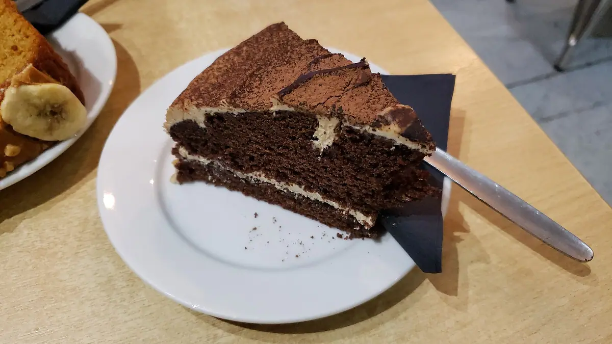 Dessi Cake & Sweet Shop – cake shop in Springfield, Birmingham